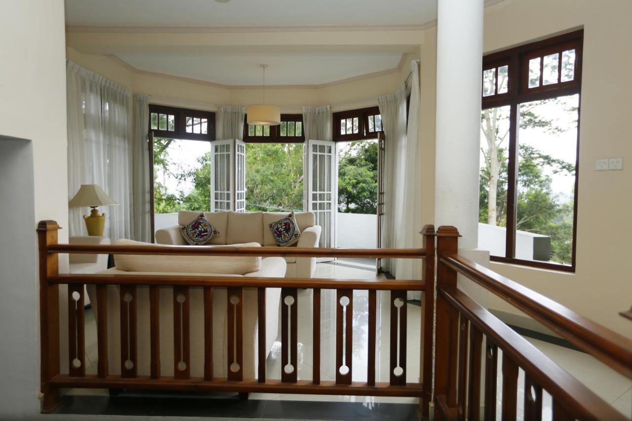 Crown Hills Kandy Inn Экстерьер фото