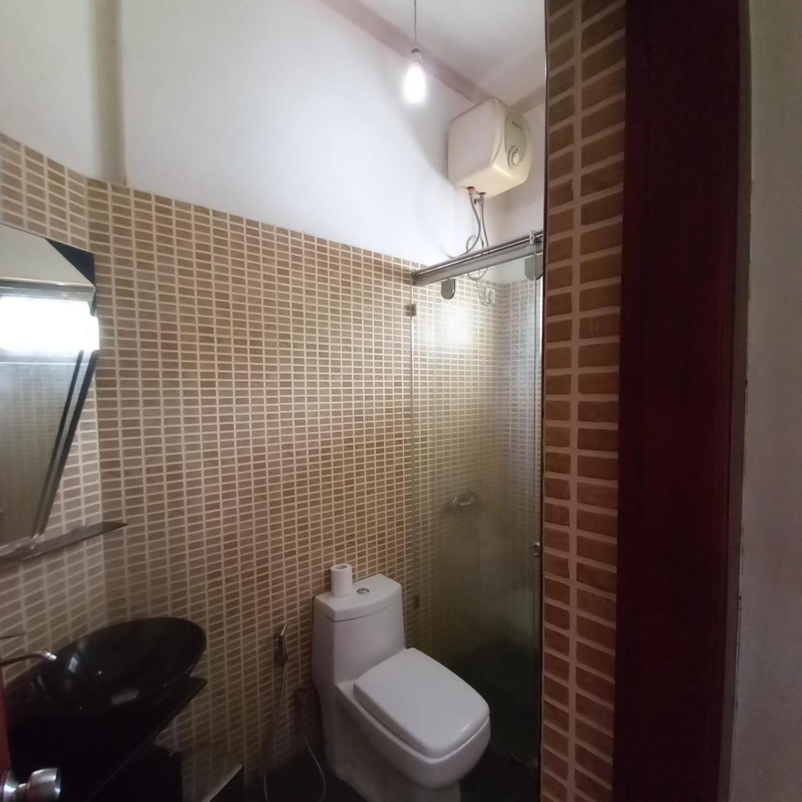 Crown Hills Kandy Inn Экстерьер фото